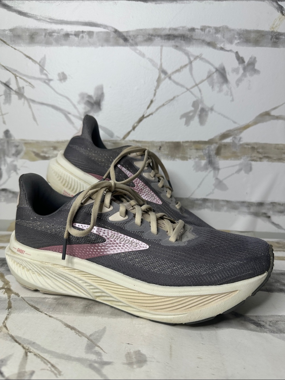 Brooks Ghost 17